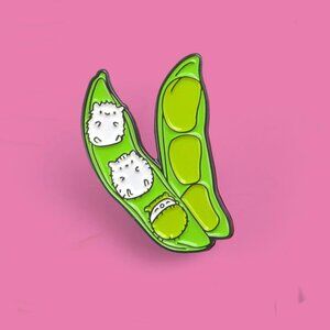 Cute Cat Sweet Pea Enamel Pin Brooch